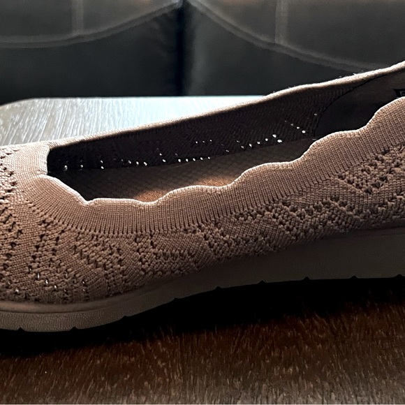 Skechers cooled memory foam beige platforms sz 10 - Picture 6 of 9